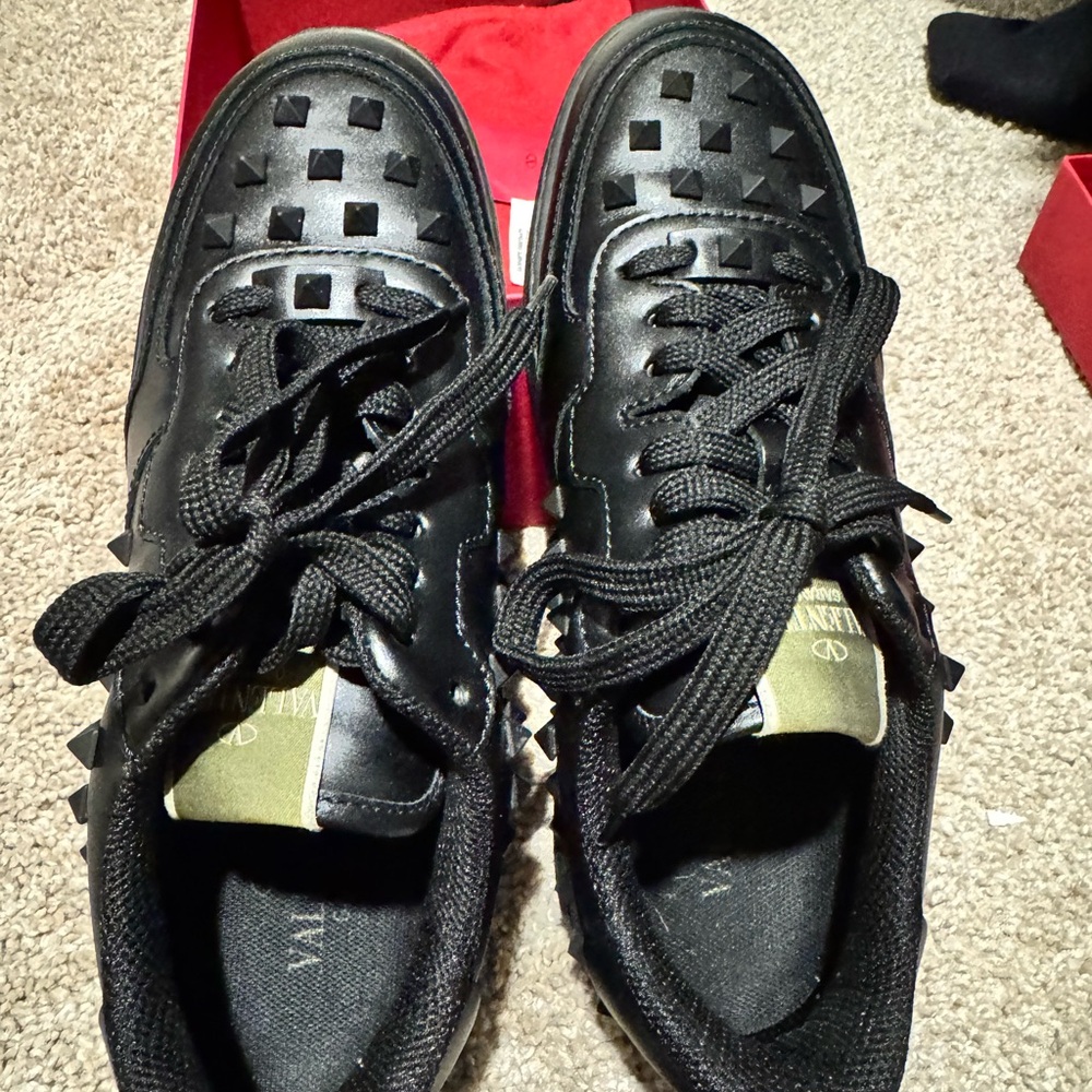 Valentino Garavani Black Rockstud Sneakers